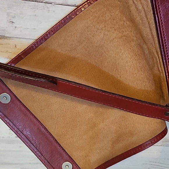 Genuine Red Leather Crossbody Bag/Purse - Picture 6 of 12